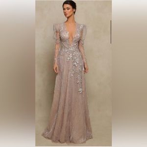 Tarik Ediz 98023 - size 12 (altered down)